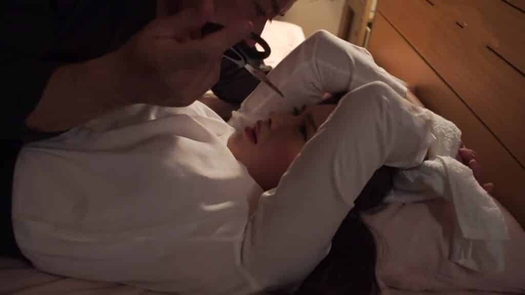 sep-uy-hiep-chich-vo-cua-nhan-vien-cap-duoi